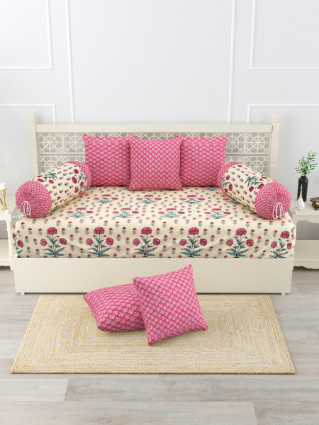 Gharana Multi-Colour Pure Cotton 1+2+5 Diwan set  - Set Of 18