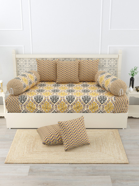 Gharana Multi-Colour Pure Cotton 1+2+5 Diwan set  - Set Of 18