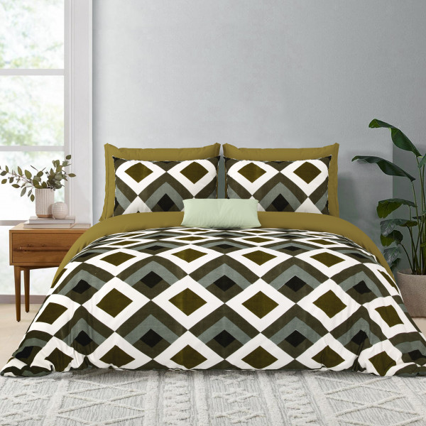 IMPRESSION 120 GSM Premium Microfiber King Size Bedsheet With Two Pillow Cover Set