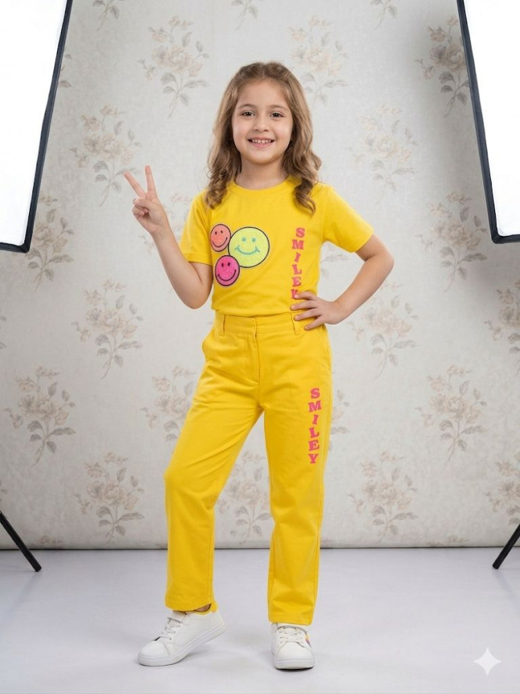 Image of VIBRANT YELLOW COLOR GIRLS CORD SET