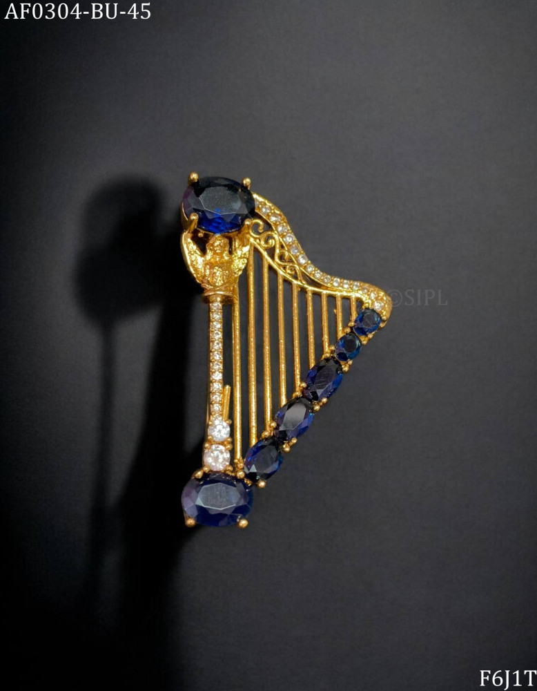 Image of Beautiful american diamond brooch