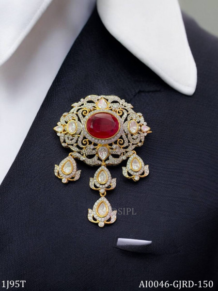 Stylish beautiful moissanite brooch