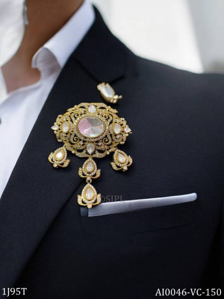 Stylish beautiful moissanite brooch