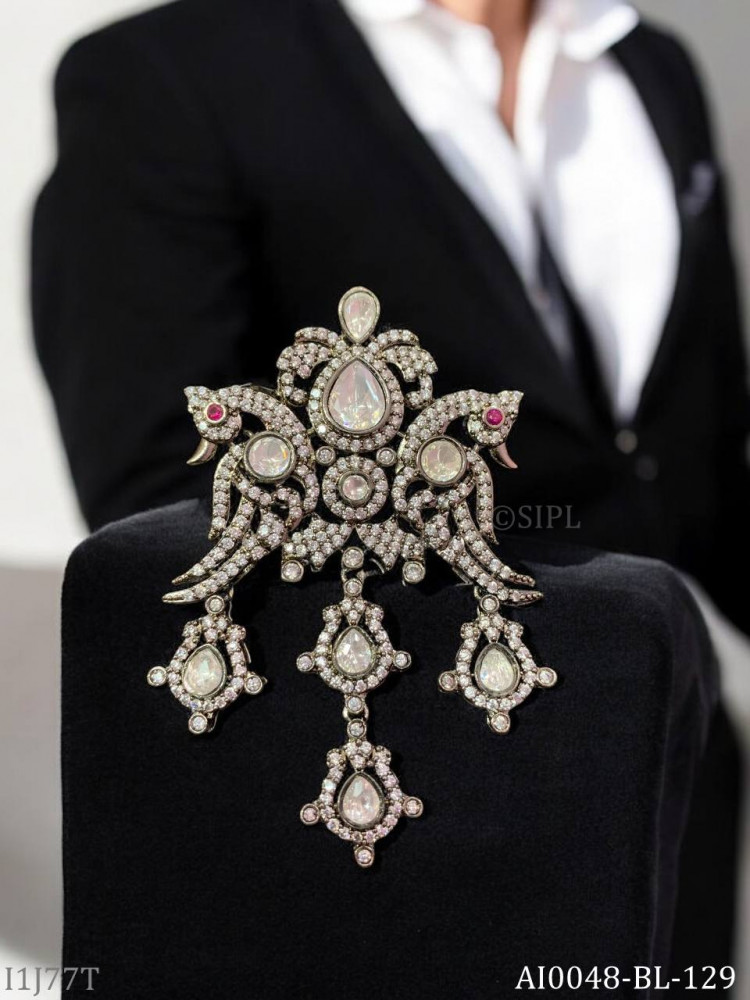 Image of Moissanite luxury  brooch