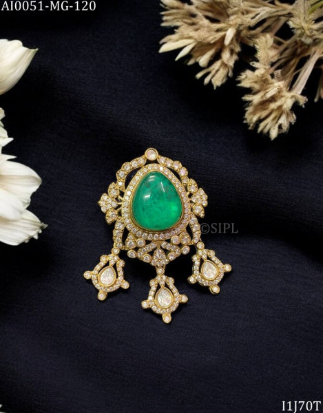 Modern Luxury stylish Brooch