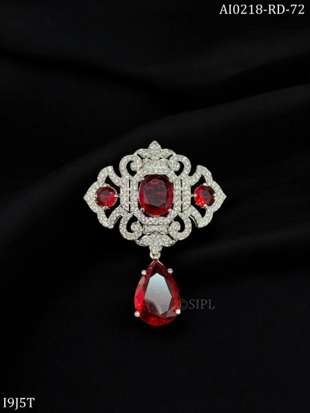 Stylish luxury Brooch