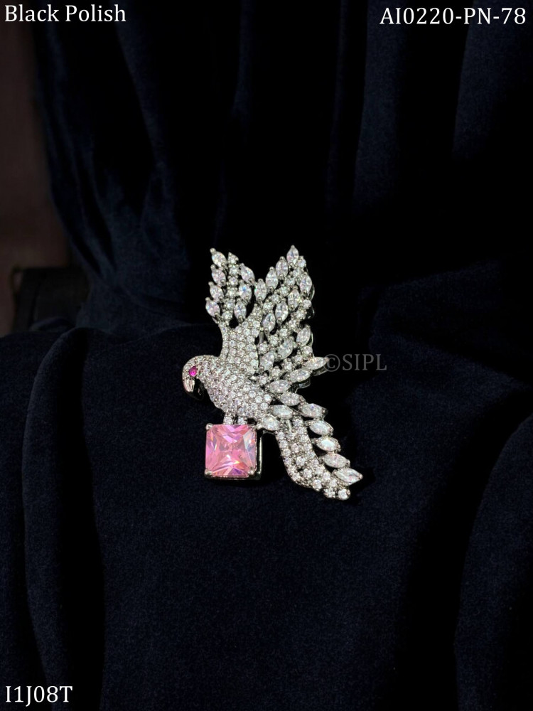 Image of Beautiful pigeon brooch