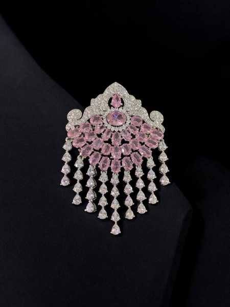 Stylish Luxury Designer Brooch