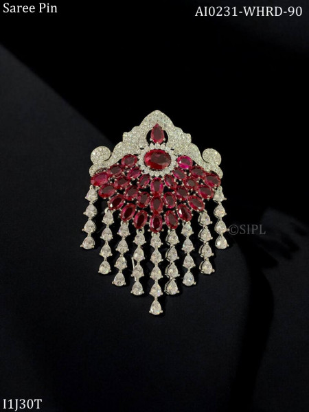 Stylish Luxury Designer Brooch