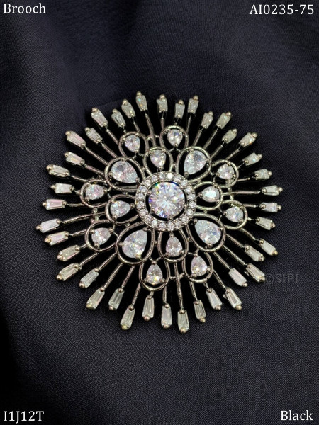 Stylish modern american diamond brooch