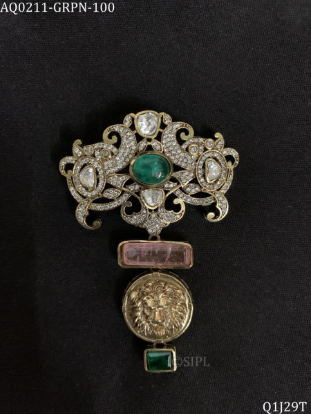 Beautiful Stylish Brooch