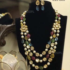 Stylish Rainbow Quartz Kundan Fusion Necklace