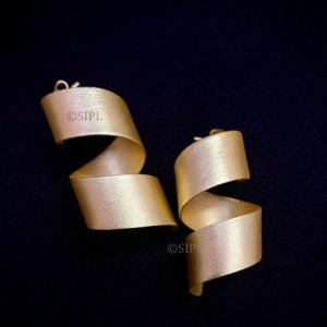 Classic Design Hand Crafted Earring