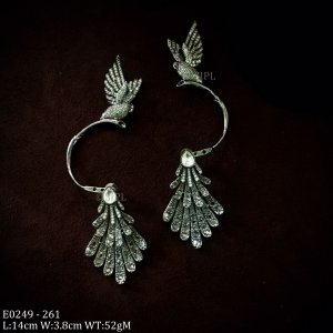 Luxury Design Real Look Hand Setting American Diamond Earring