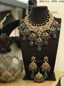 Luxury Design HandPaint Necklace Set