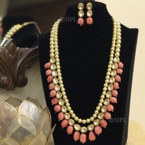 Amazing Kundan Meenakari Necklace Set