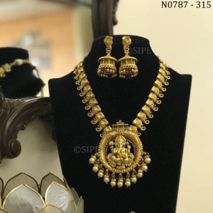 Southern Style Lord Ganpati Temple Jewellery Set