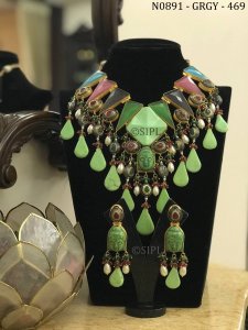 Amazing Design Monalisa Stone Gold Plated Necklace Set