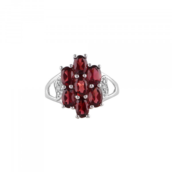 Image of Garnet cluster ring