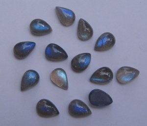 Image of Labdrorite paer cab