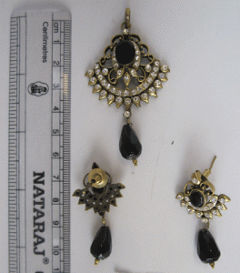 Image of Metal Jewellery Set