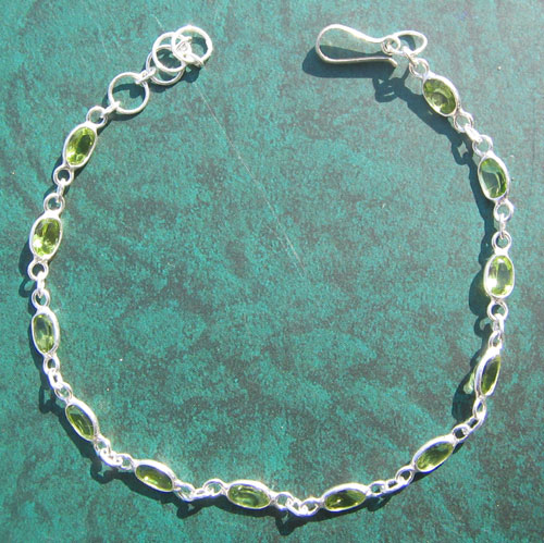 Peridot bracelet silver Clearance