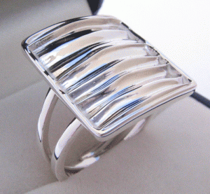 Image of Plain silver ring