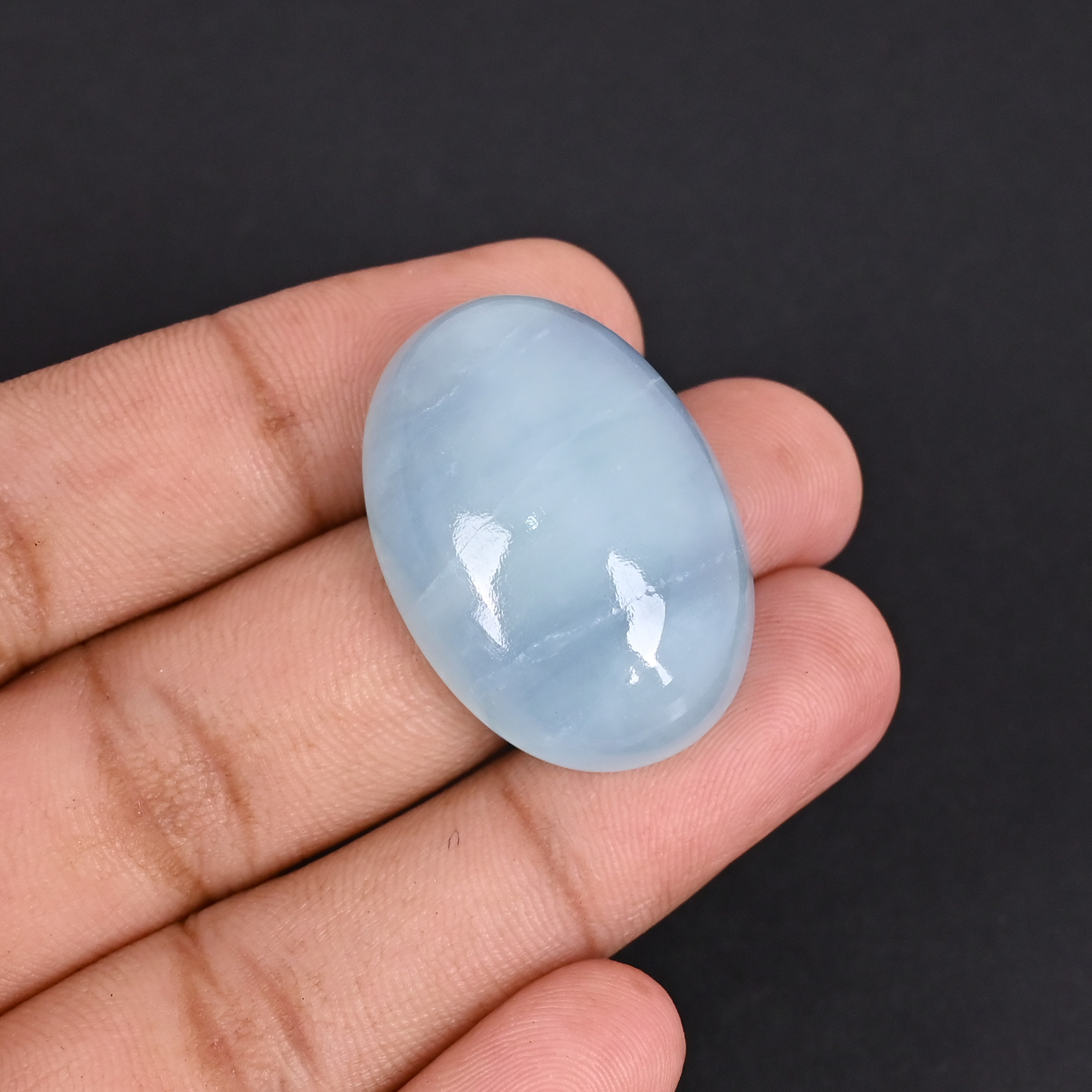Natural Aquamarine 643 Carat 32x22mm Oval Shape Loose Gemstone