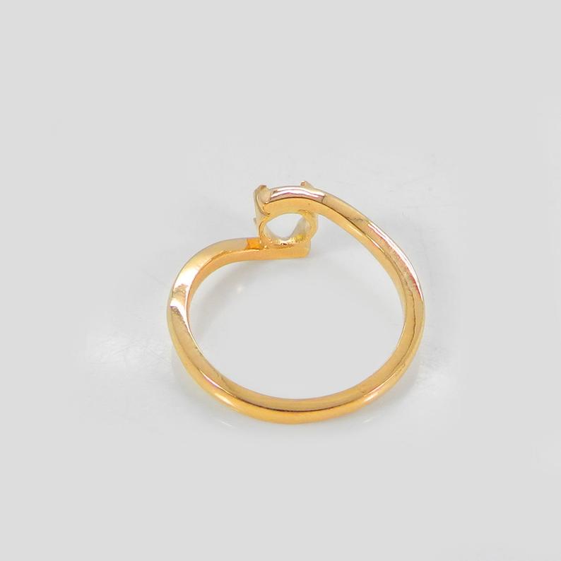 18 Karat Solid Gold Ring Collet 4mm Round Cut Gemstone Prong Setting For Ring Pre Notched Setting Metal Casting For Solitaire Ring Setting