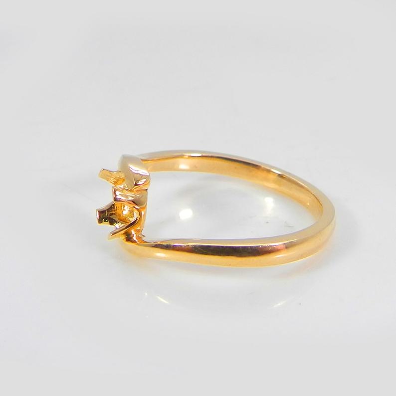 18 Karat Solid Gold Ring Collet 4mm Round Cut Gemstone Prong Setting For Ring Pre Notched Setting Metal Casting For Solitaire Ring Setting