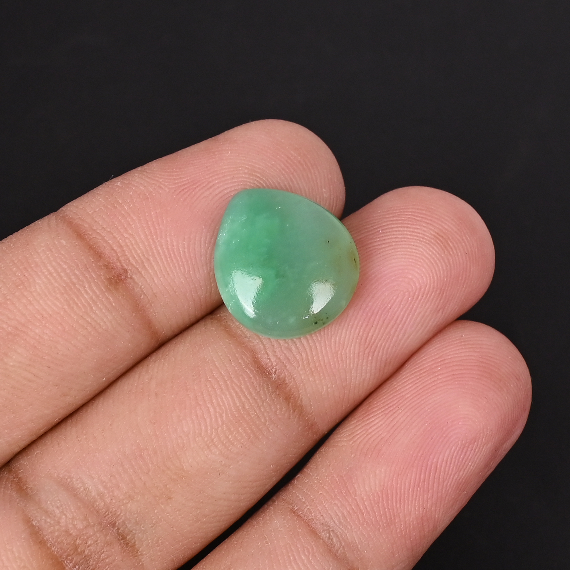 Chrysoprase 620 Carat 15x13mm Heart Shape Loose Gemstone
