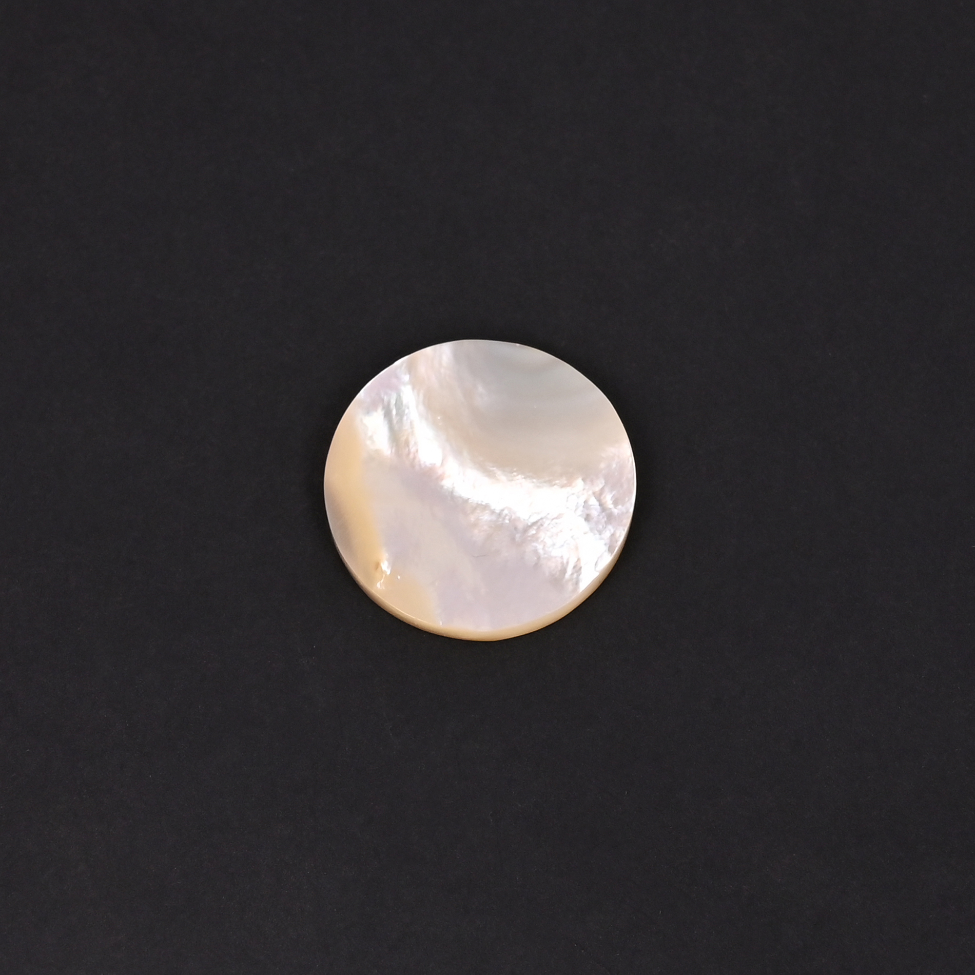 Natural Mother of Peal 14Carat  22x22mm Round Shape Loose Gemstone