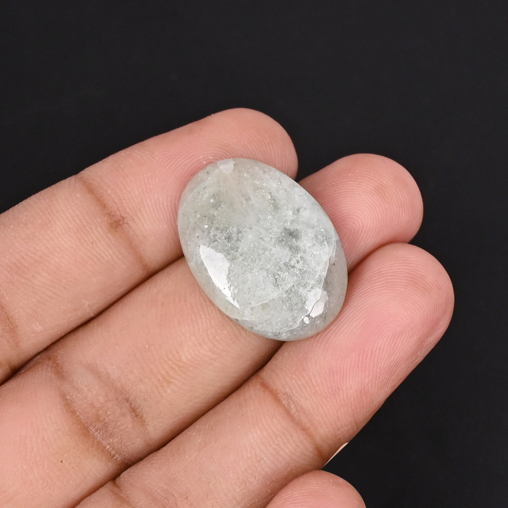 Image of Aquamarine Loose Gemstone  Oval Shape  19 Carat 24x17mm