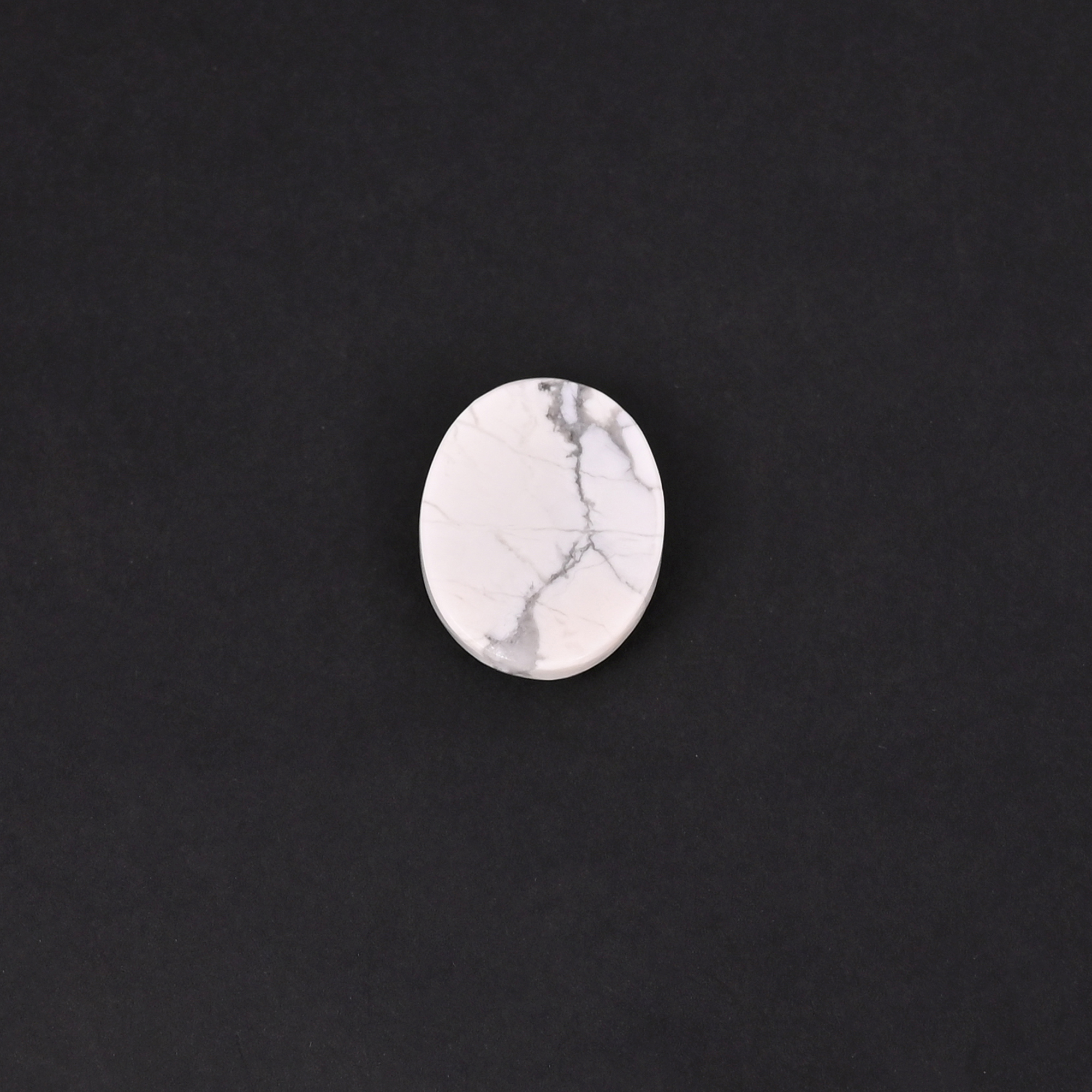 Howlite Loose Gemstone Oval Shape 16 Carat 19x15mm