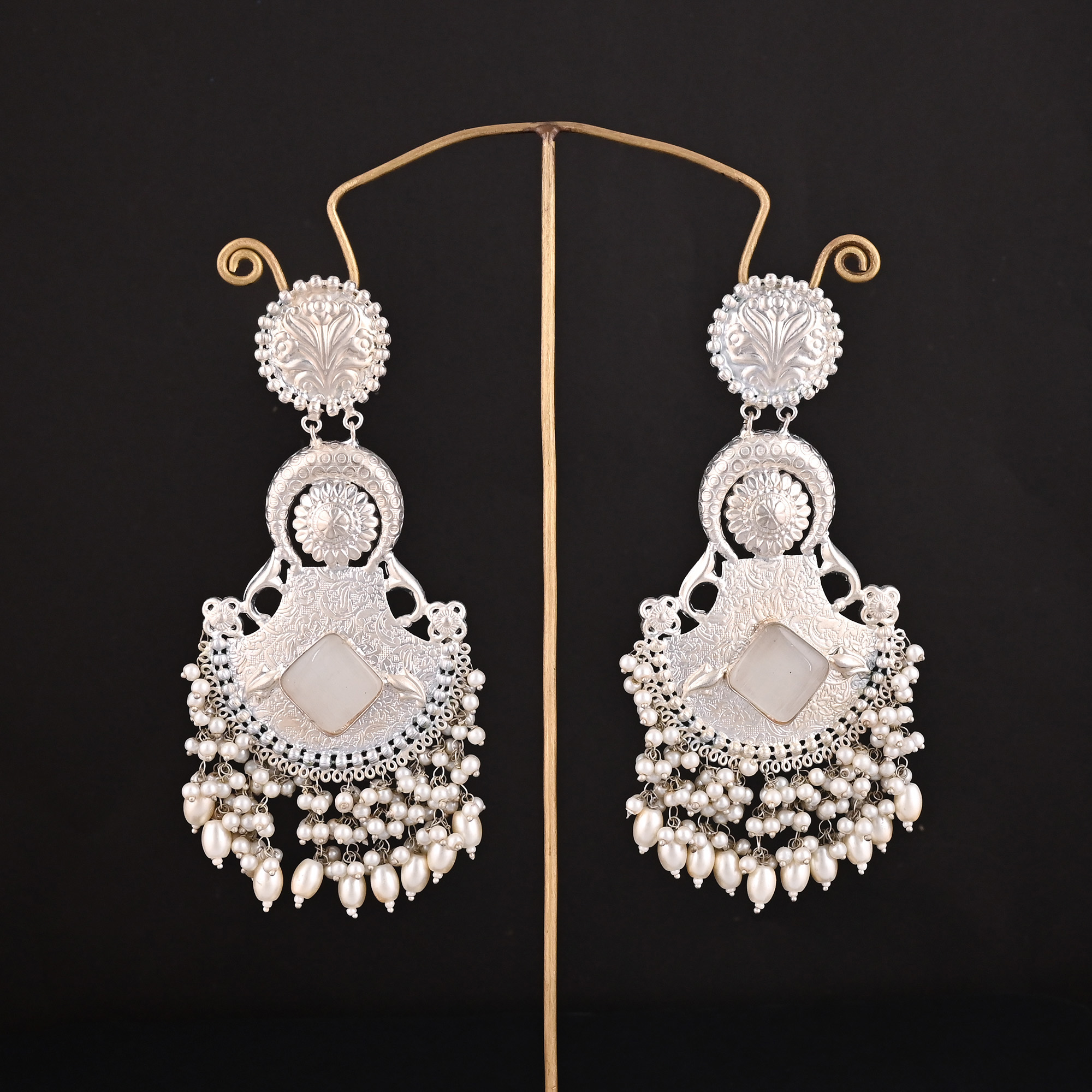 White Catseye Pearls Stone German Silver Ethnic Style Dangle Earring
