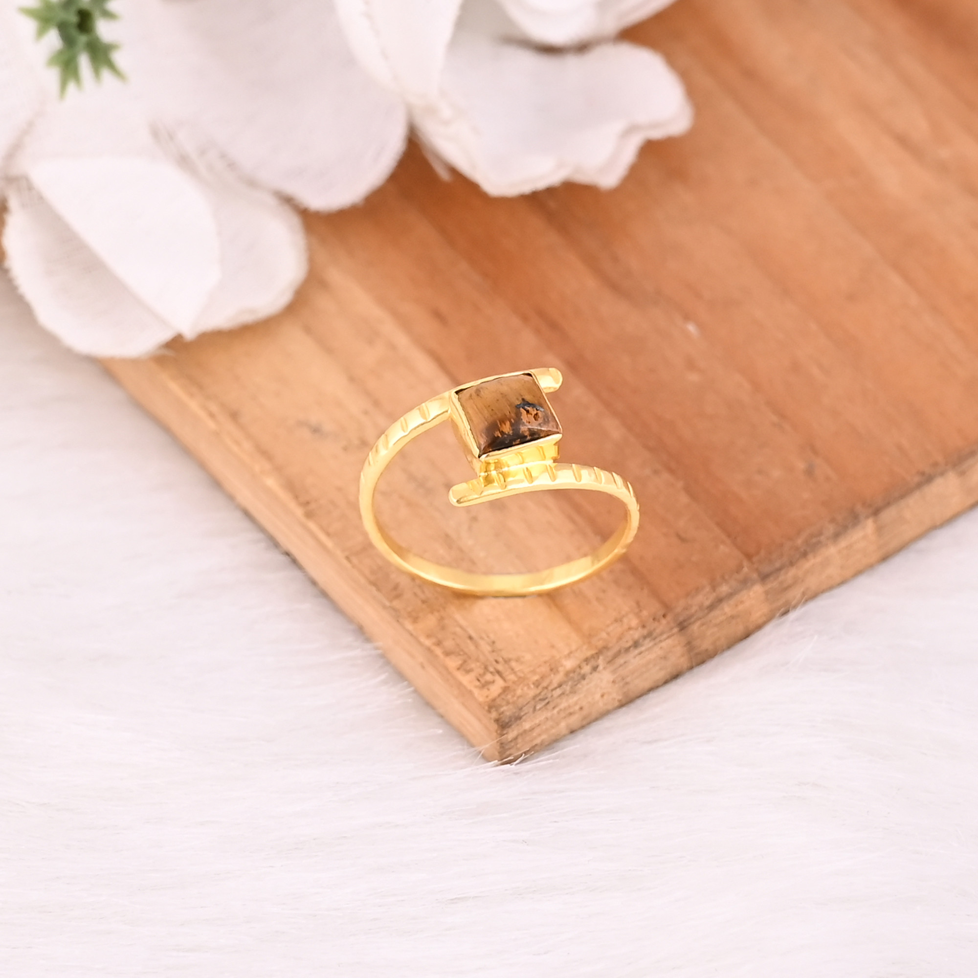 Solid 925 Sterling Silver Tiger Eye Gemstone Yellow Gold Plated Birthday Anniversary Gift Womens Ring Jewelry