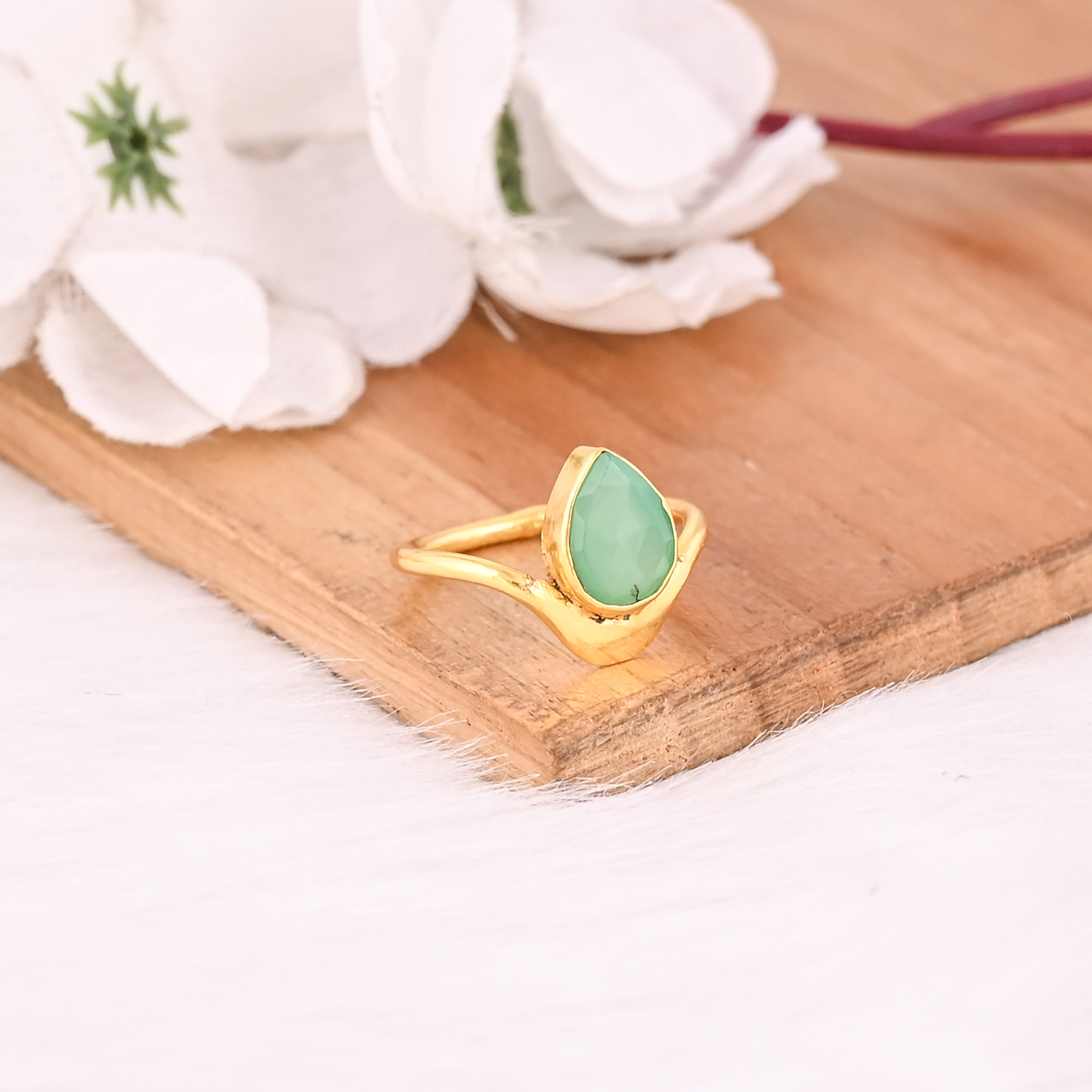 Green Chalcedony Gemstone Solid 925 Sterling Silver Yellow Gold Plated Statement Gift Womens Ring Jewelry