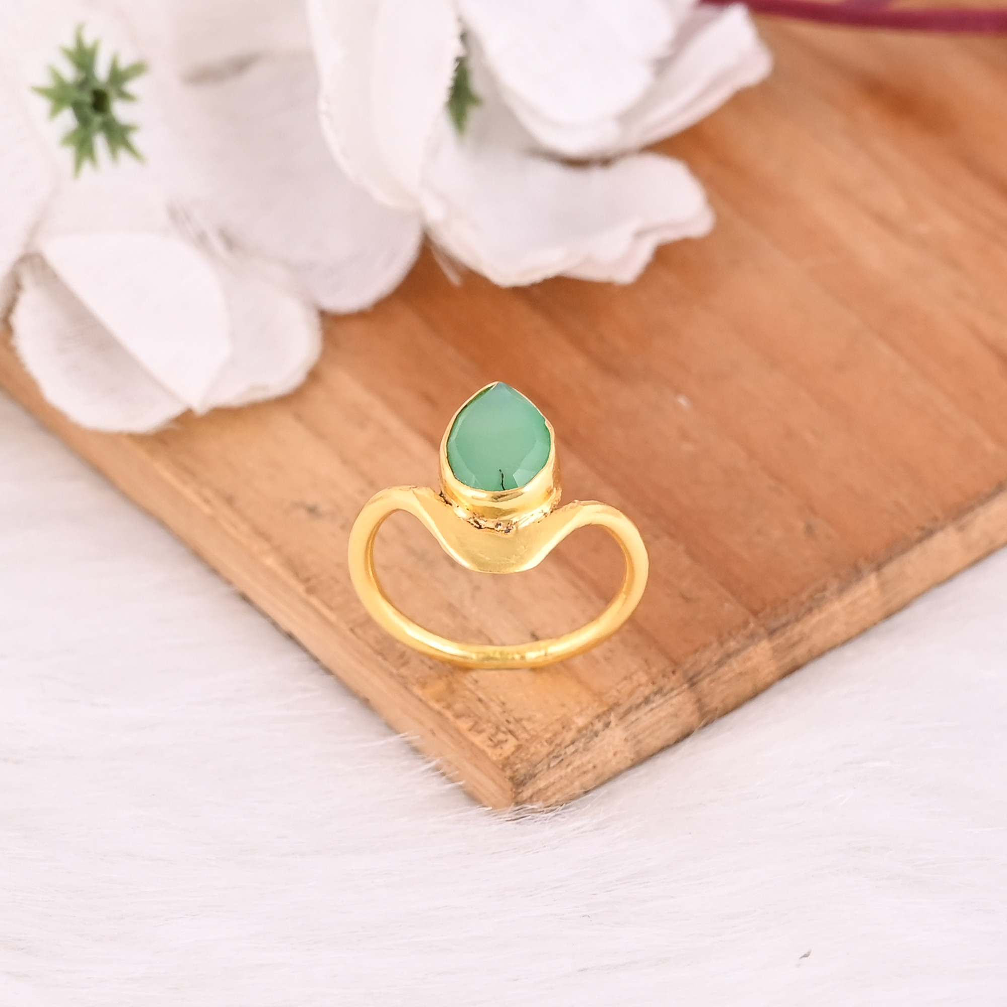 Green Chalcedony Gemstone Solid 925 Sterling Silver Yellow Gold Plated Statement Gift Womens Ring Jewelry