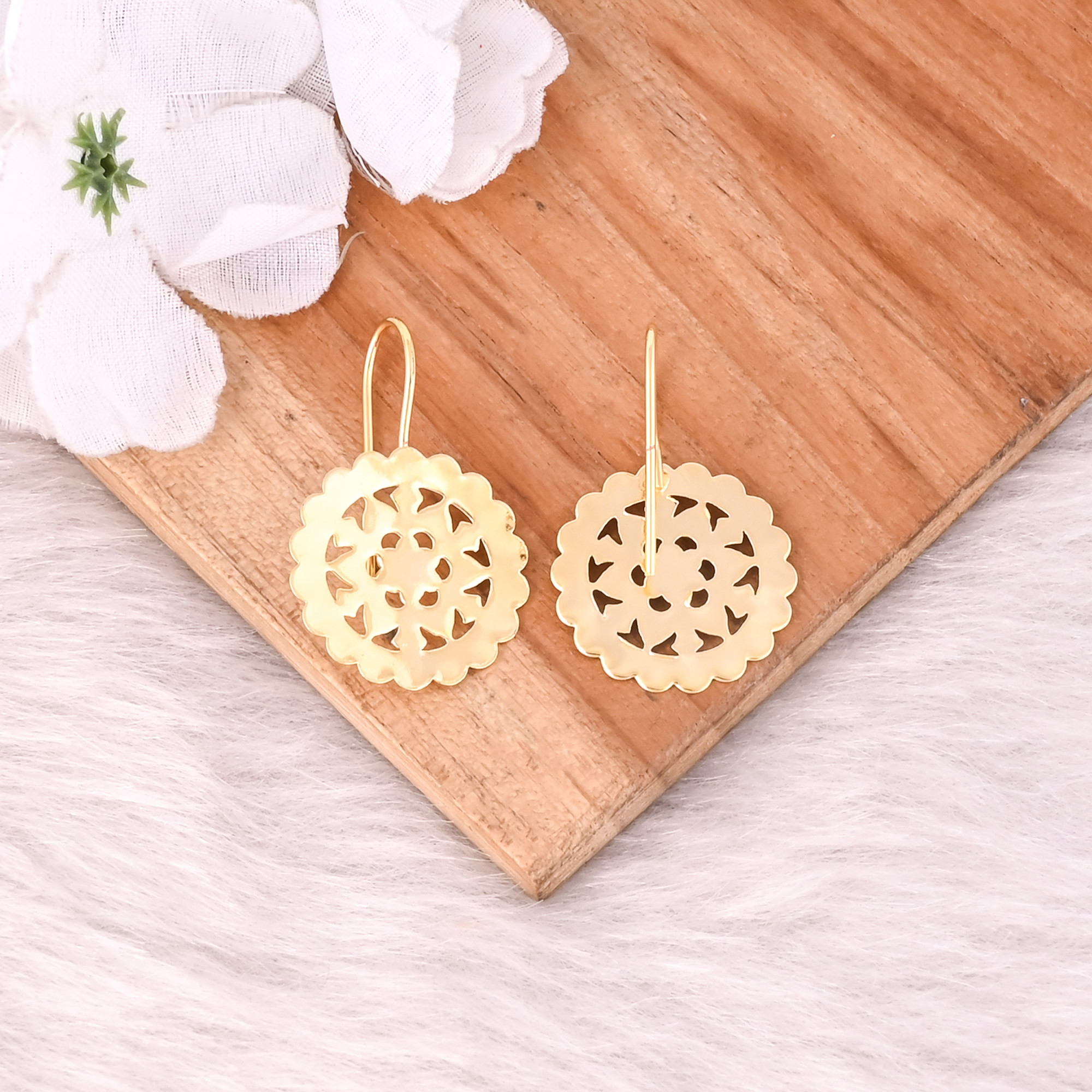 Brass Yellow Gold Plated Floral Designer Women Dangle Earring Jewelry Wholesale Lot 25 Pairs