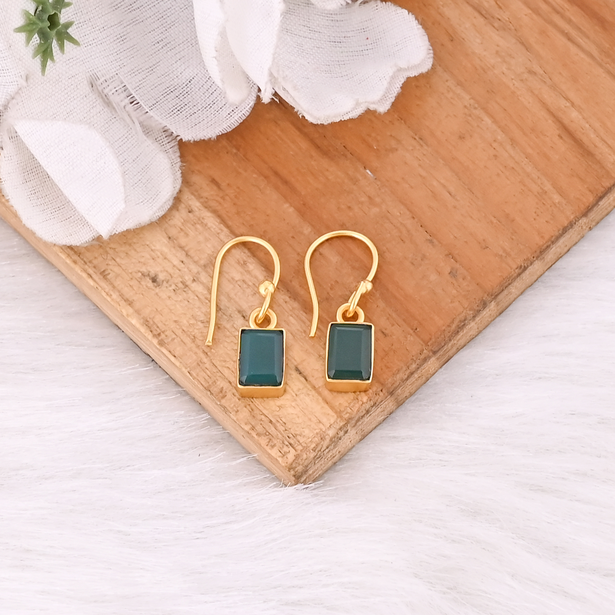 Simple Elegant Natural Green Onyx Gemstone Drop Earrings For Women