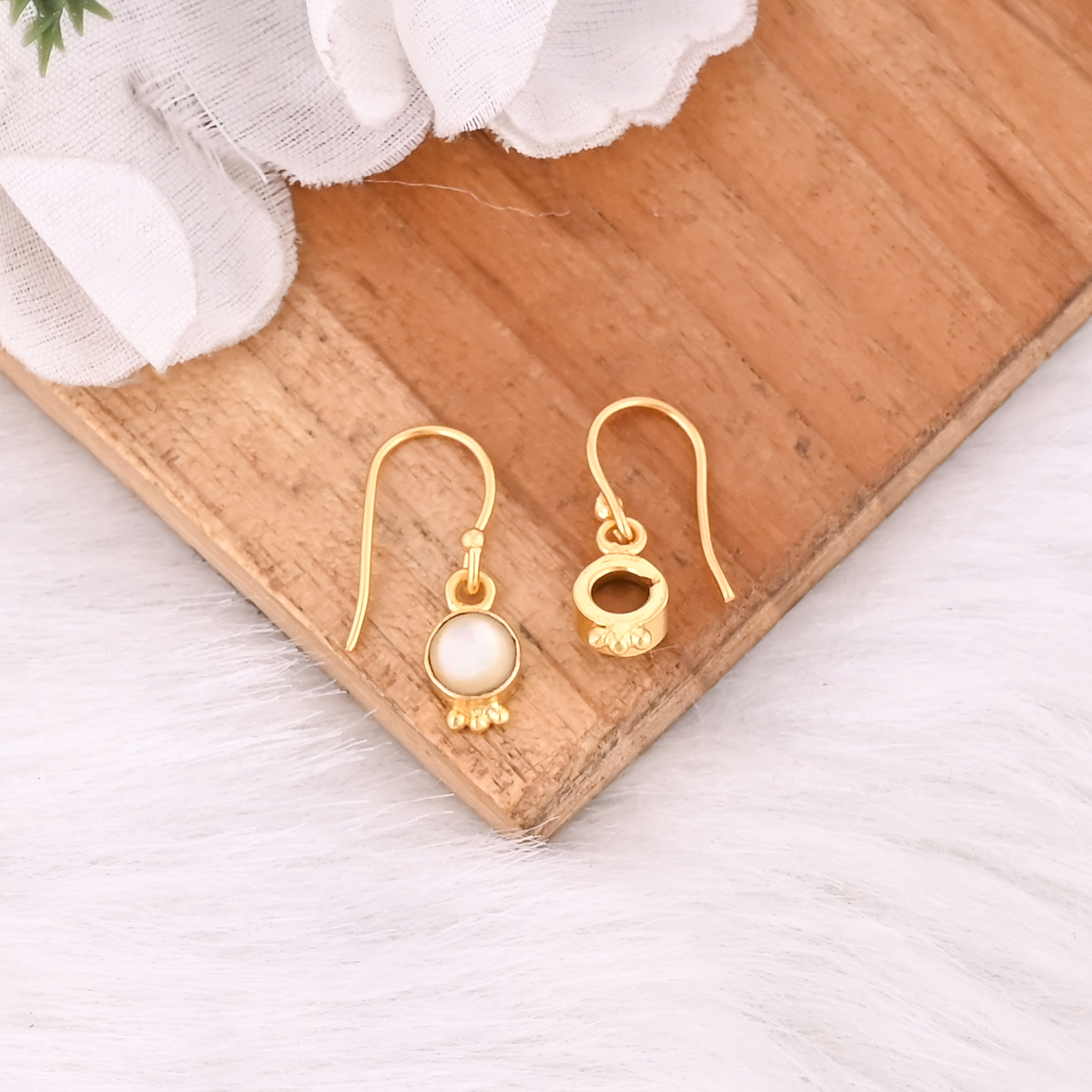 Handmade Natural Mother of Pearl Dangle Earrings for Womens