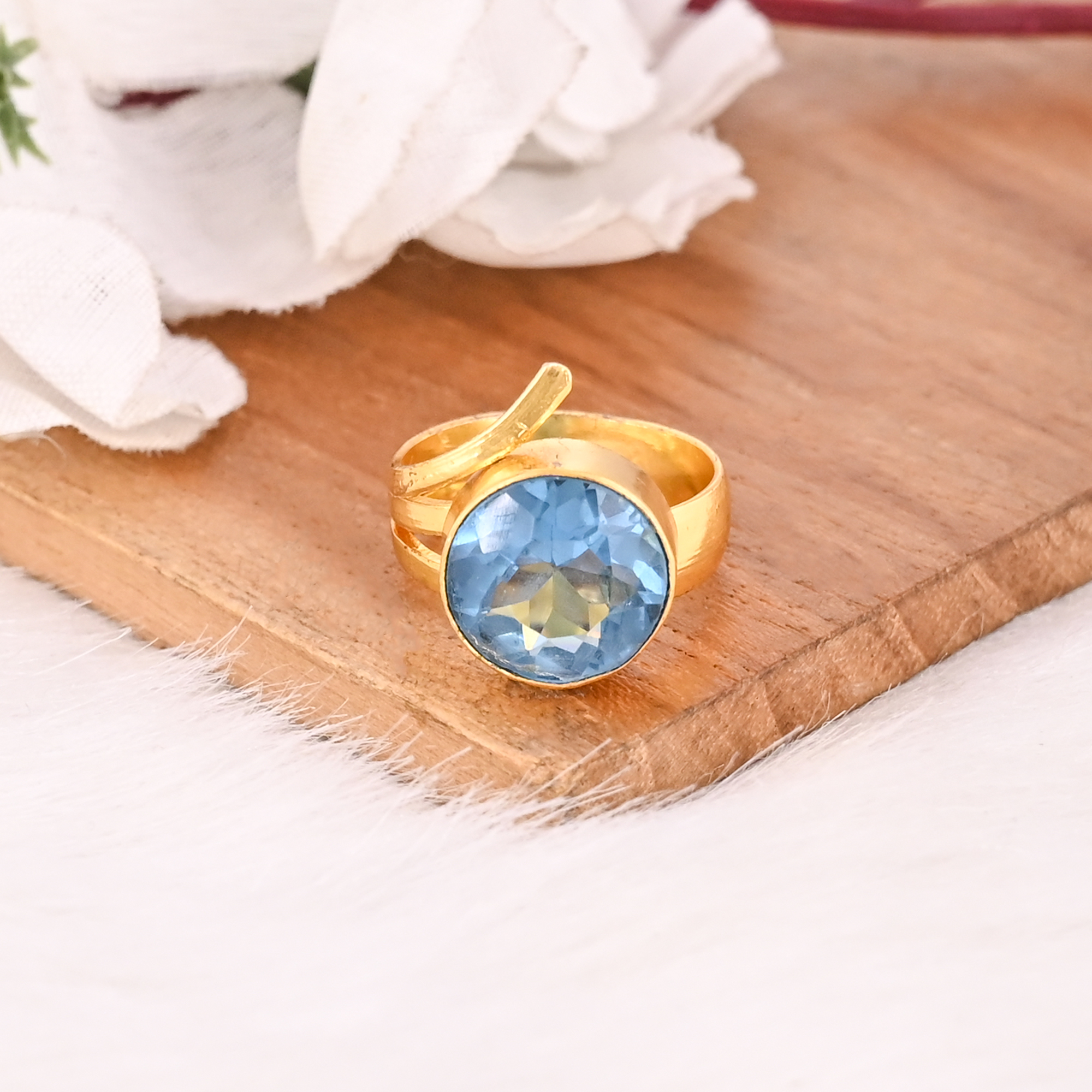 Swiss Blue Topaz Hydro Brass Ring for Women Gold Plated Fashion Jewelry