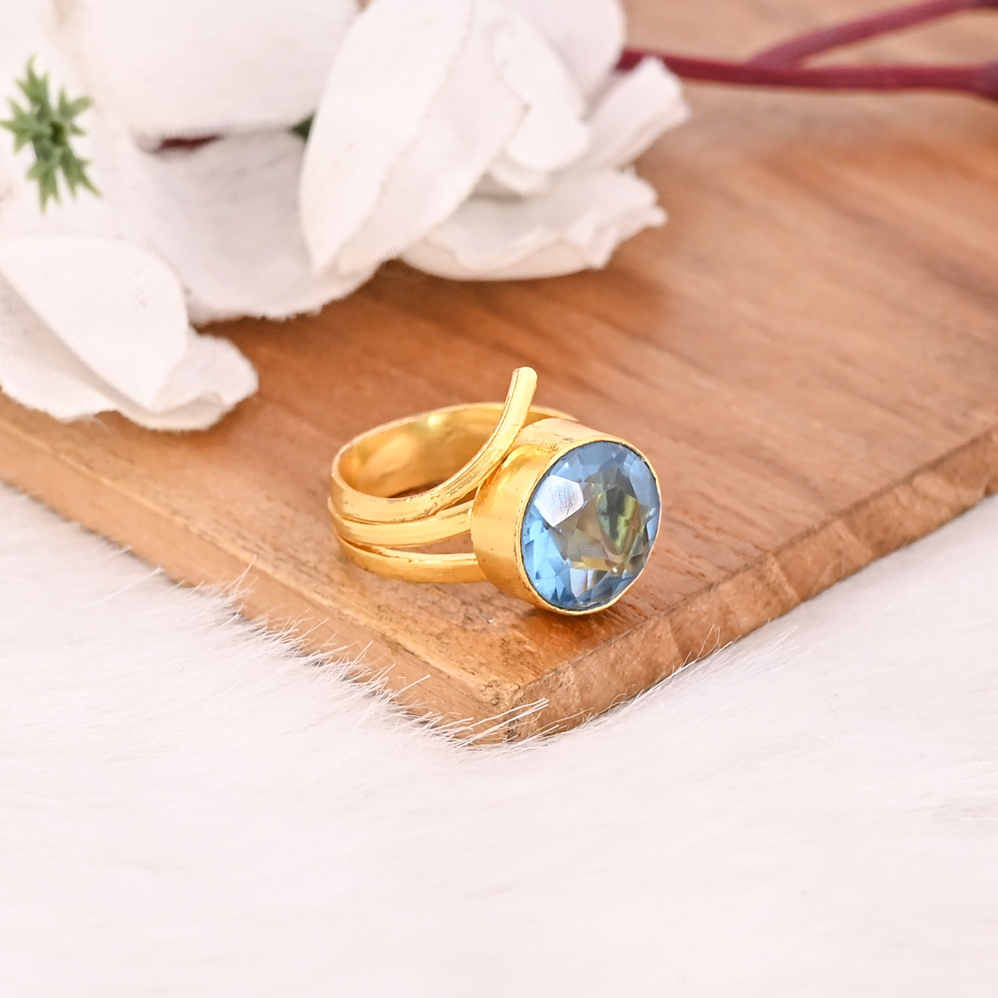 Swiss Blue Topaz Hydro Brass Ring for Women Gold Plated Fashion Jewelry