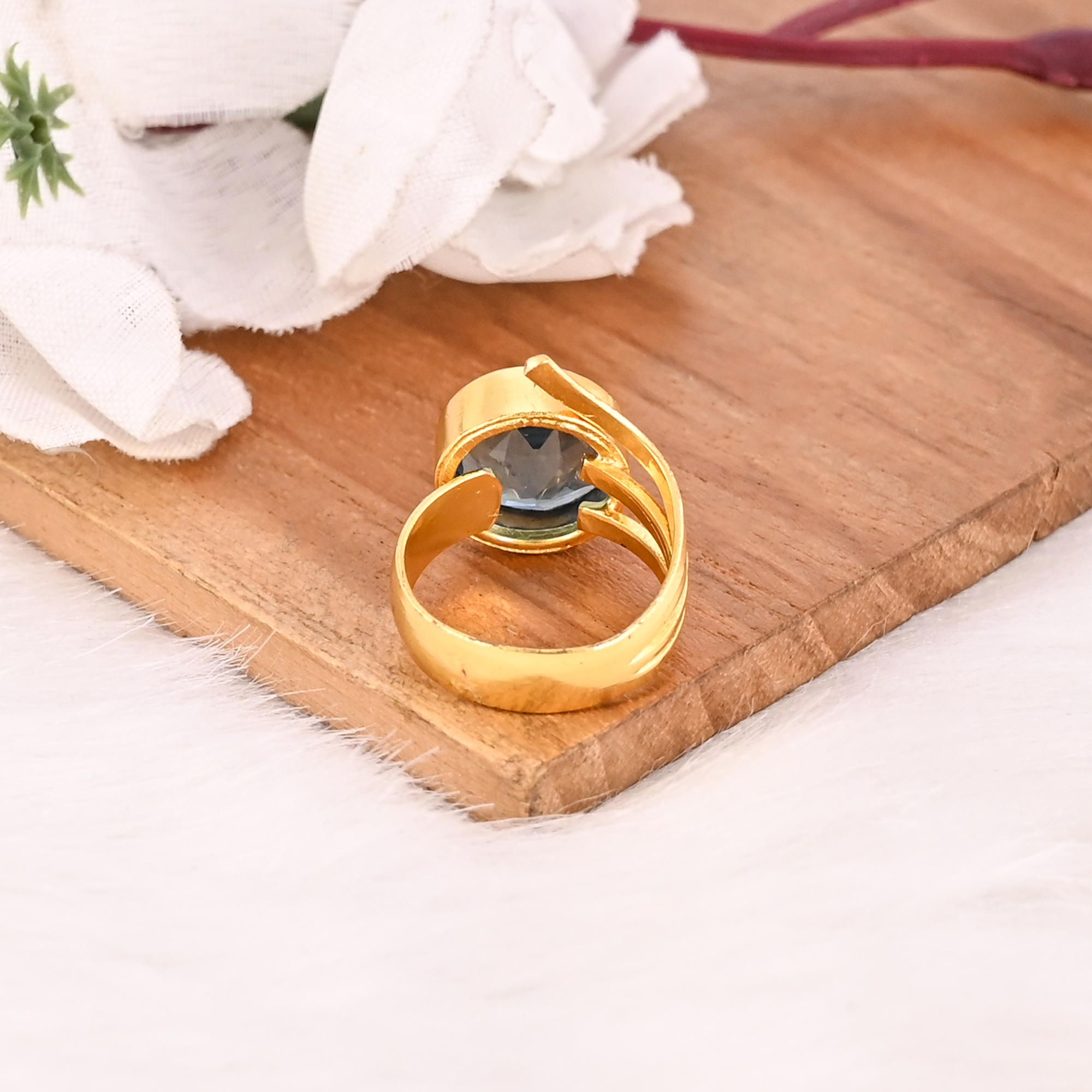 Swiss Blue Topaz Hydro Brass Ring for Women Gold Plated Fashion Jewelry
