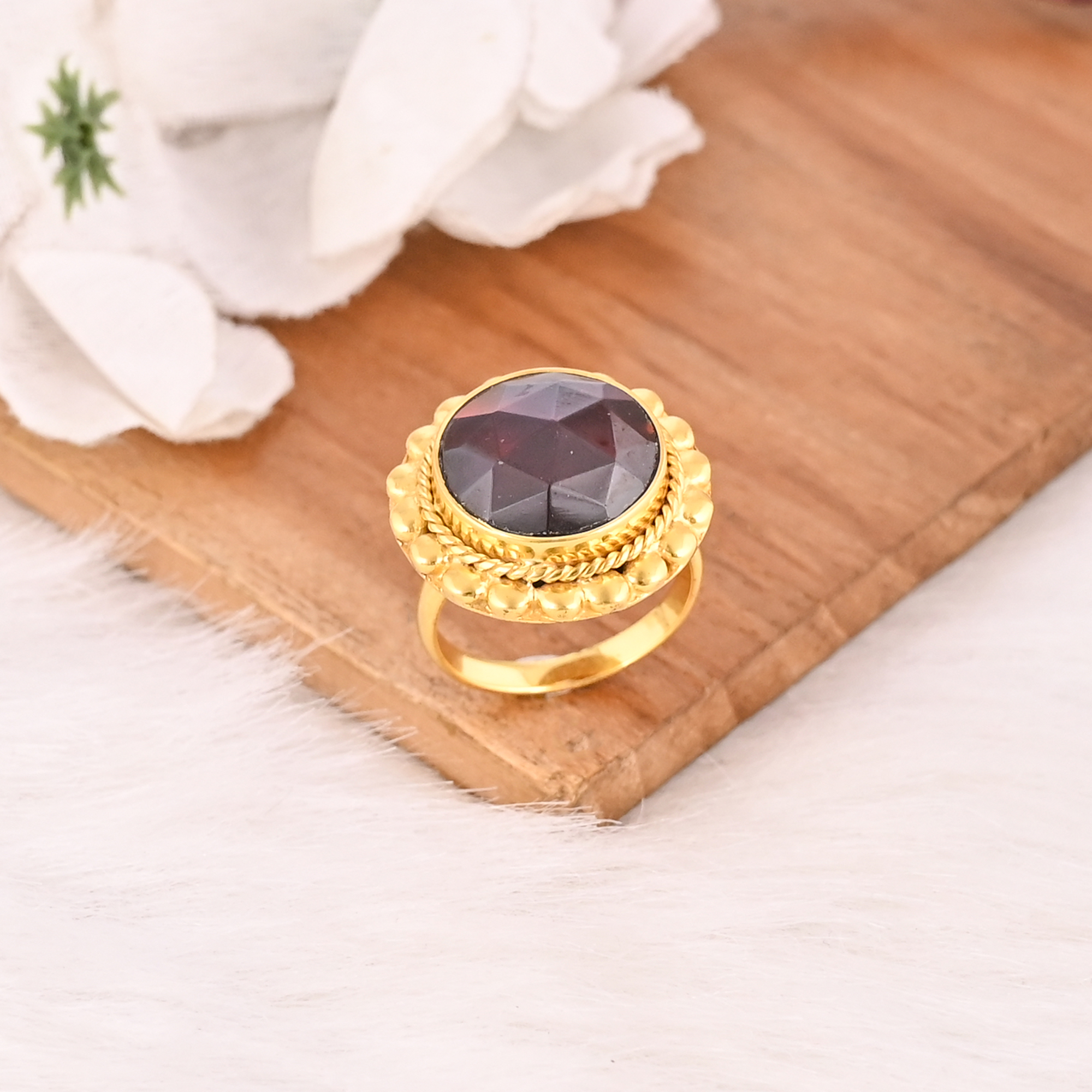 Classic Garnet Hydro Stylish Ring for Women Elegant Fashion Gemstone Jewelry