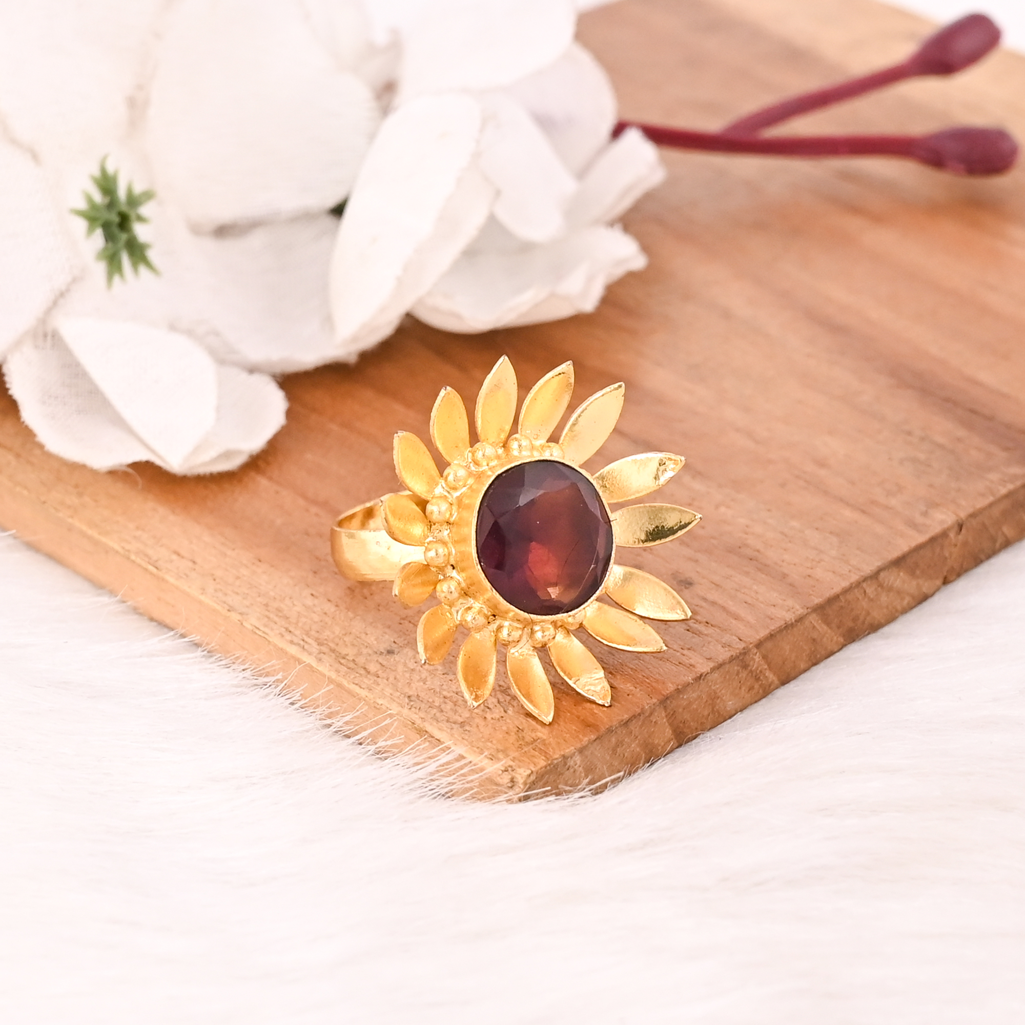Vintage Style Pink Amethyst Gemstone Floral Ring Adjustable Fashion Jewelry for Women
