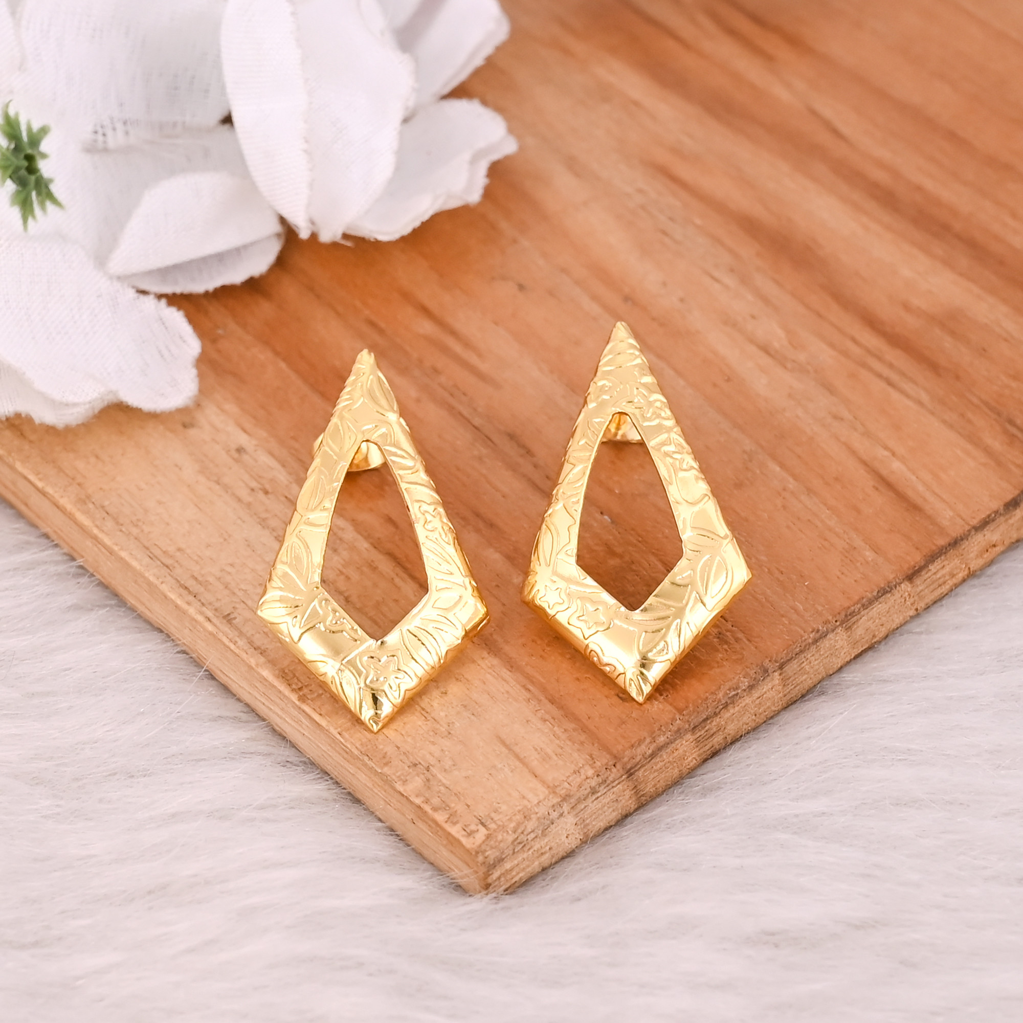 Brass Yellow Gold Plated Kite Shape Designer Stud Earring Unique Gift Jewelry Wholesale Lot 25 Pairs