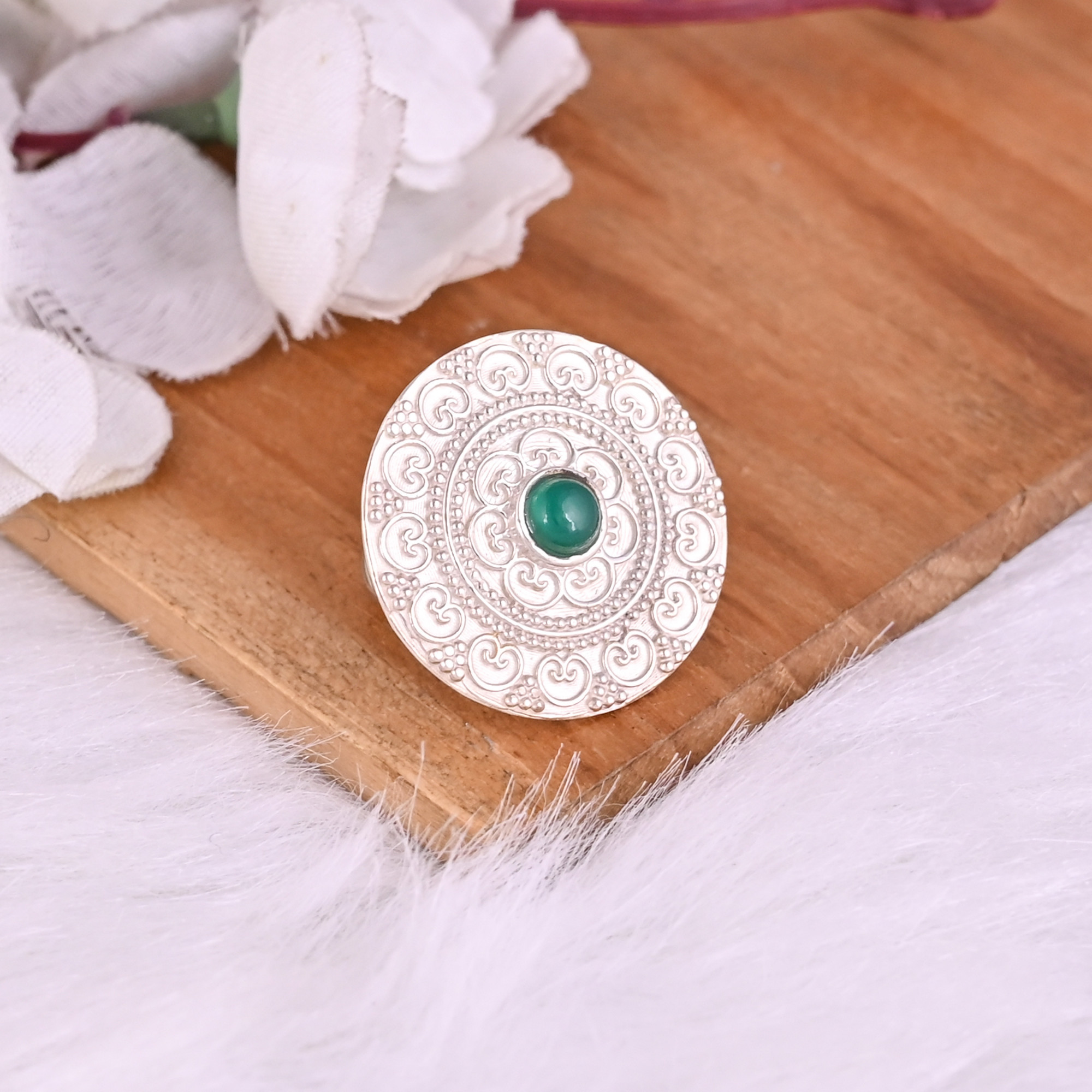 Natural Green Onyx Gemstone Statement Circular Ring  925 Sterling Silver