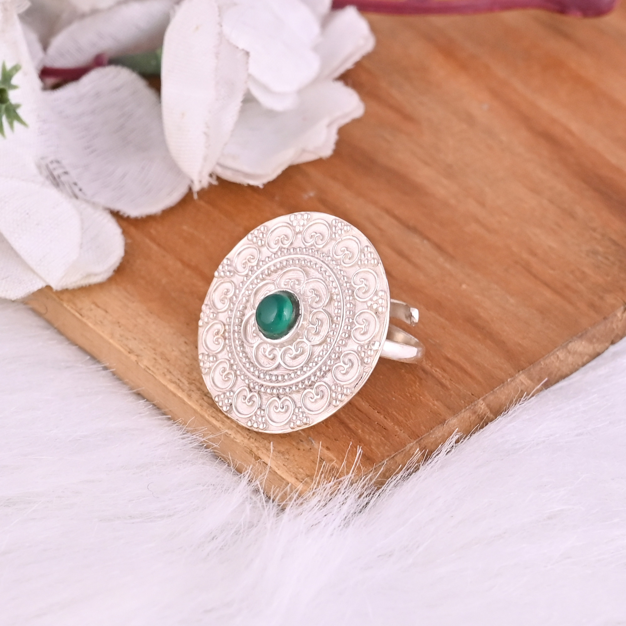 Natural Green Onyx Gemstone Statement Circular Ring 925 Sterling Silver