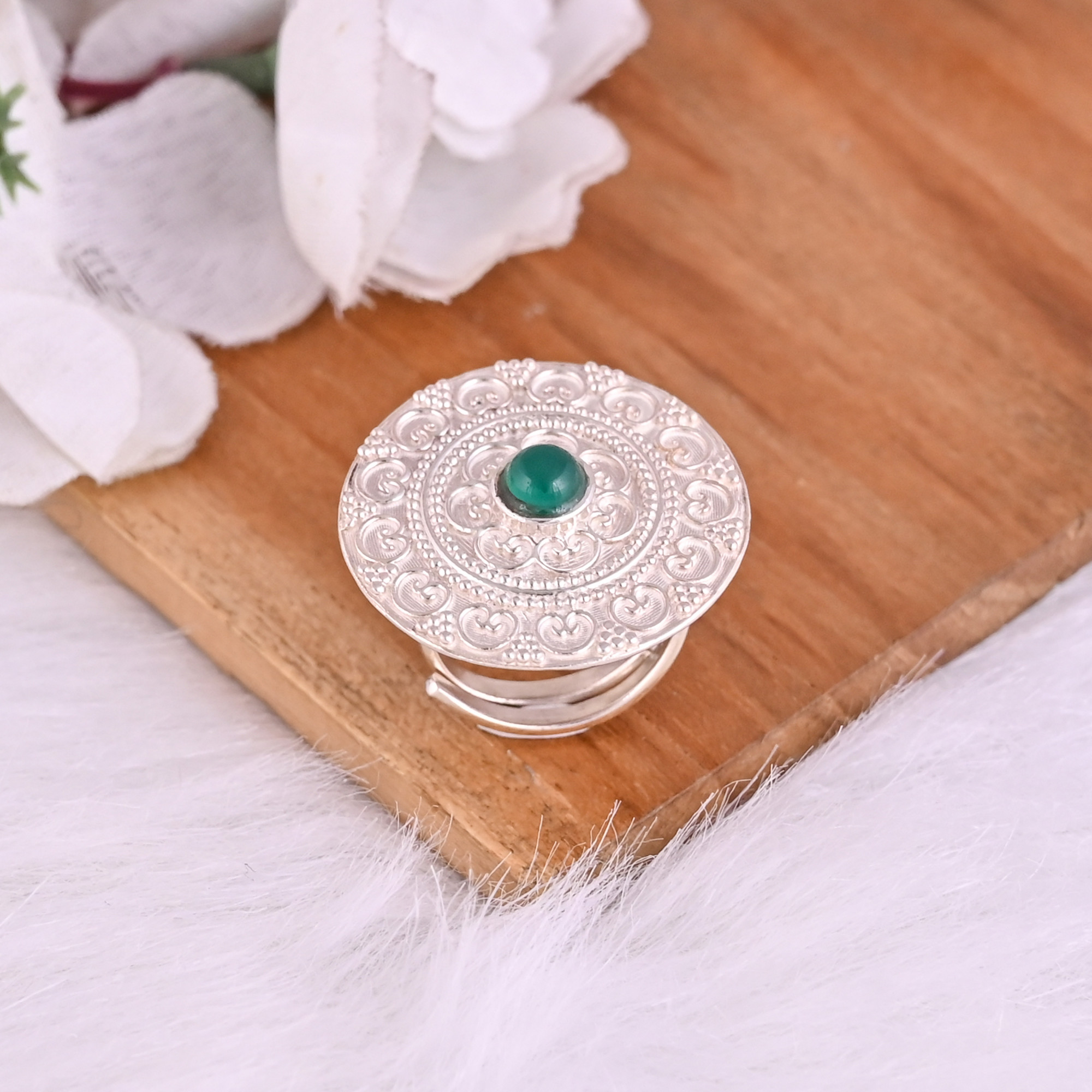 Natural Green Onyx Gemstone Statement Circular Ring  925 Sterling Silver